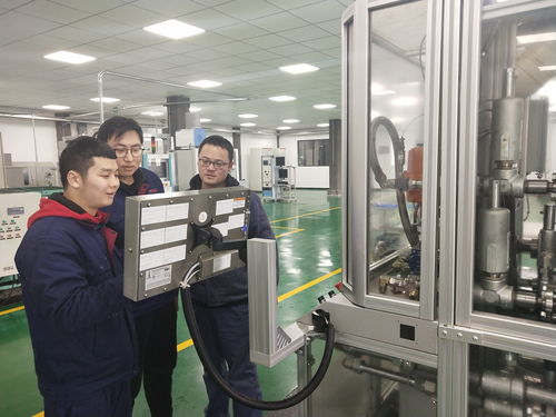 重庆 研发创新打破国外垄断引领产业升级